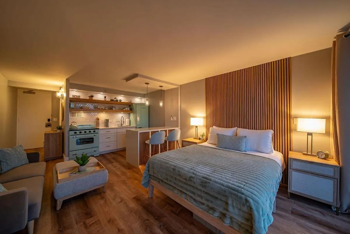 Luxury Waikiki Condo With Retro Charm & Free Parking Honolulu Appartamento