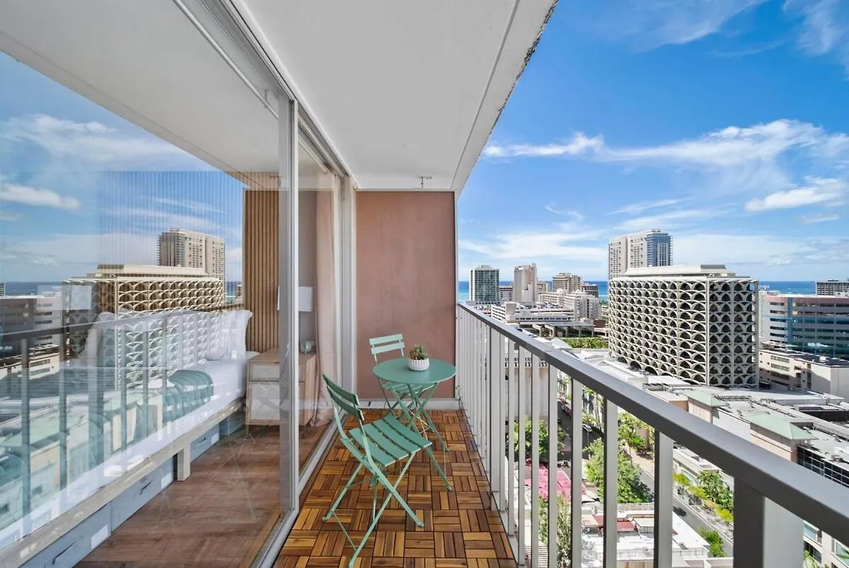 Luxury Waikiki Condo With Retro Charm & Free Parking Honolulu Appartamento